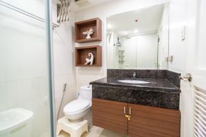 Cozy & minimalist 2BR at Flair towers