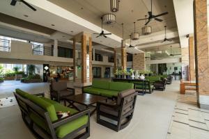 Cozy & minimalist 2BR at Flair towers