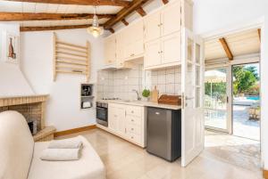 Millers Cottage Large Private Pool AC WiFi