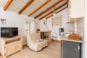 Millers Cottage Large Private Pool AC WiFi