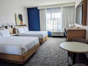 Spark by Hilton Montreal Brossard