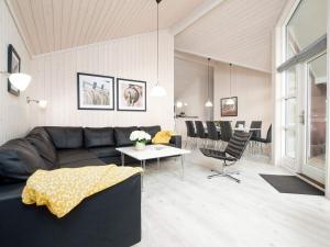 Villa with Open-Plan Living Area