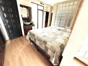 Penthouse frente al lago con vistas majestuosas, nivel 17 Torre A