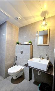 Serenity Stay -Studio in Pashan-Baner Road