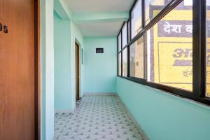 Hotel O Guru Residency