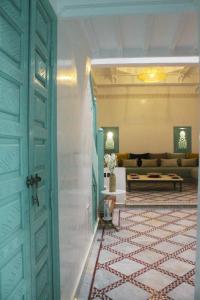3 BR Private Riad, 3 Pools, Free Parking