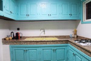 3 BR Private Riad, 3 Pools, Free Parking