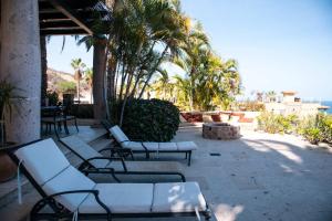 Luxury 5BD with Stunning Ocean View - Casa Jalisco