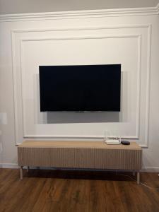 Katerina - Mona Luxury Apartments