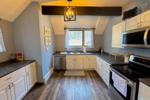 Kingswood I