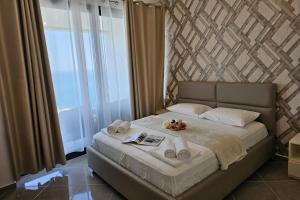 Sunset Luxury Apartment - Happy Rentals
