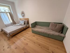 Legerova Urban Charm