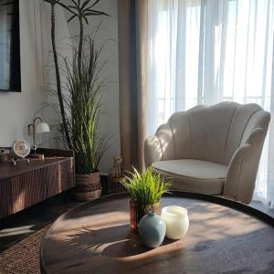 EMEM 2 - City View Apartment