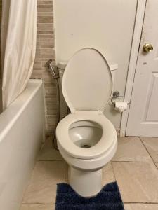 Cozy private basement near Toronto Airport