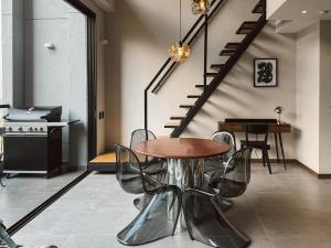New duplex near Provenza with views of El Poblado