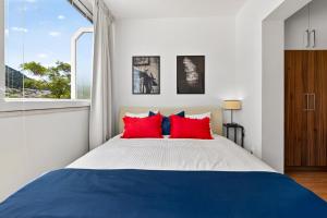 Rory apartment