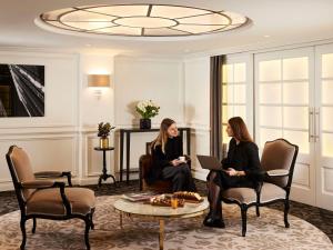 Sofitel Paris Baltimore Tour Eiffel