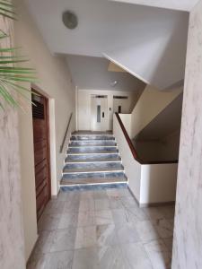 Casa Bella Breezy, 1 minute walk to beach, luxury