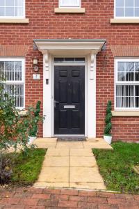 5 Bed-House Sleeps 10 Free Parking Wi-Fi Netflix