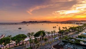 Riviera Beach, Design apartement near Croisette