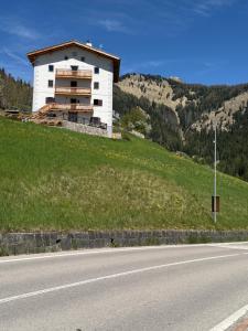 Dolomia