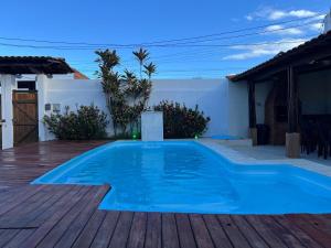 Casa grande com piscina perto da praia em Ilhéus