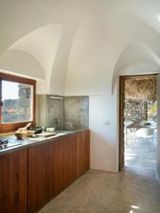Pantelleria House Between Sea And Hot Springs