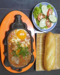 SARAH HOMESTAY