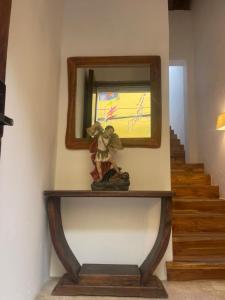 Luxury Oasis in Getsemaní House with Jacuzzi