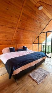 Ecocabañas B&B - Cabaña de lujo con jacuzzi privado cerca a termales