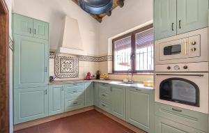 Awesome Home In Castilblanco De Los Ar With Private Swimming Pool, Can Be Inside Or Outside