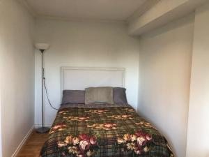 Spacious Adorable one bedroom in friendly North Vancouver