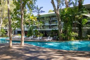 Sublime Palm Cove - Resort-style Beachfront Escape