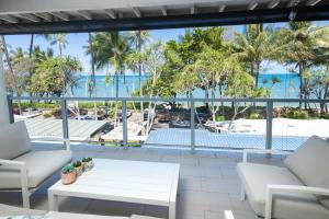 Sublime Palm Cove - Resort-style Beachfront Escape