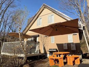 森の北欧デザイン邸宅 最大11名 本格Pizza作り,バー風キッチン BBQ