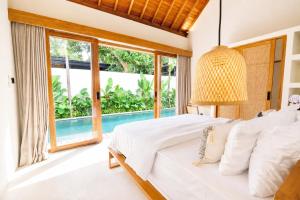 Villa Toro - 4 BR - New Villa - 13M Pool, Bingin