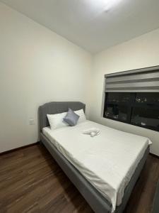 Serviced apartment-Luxcity Cẩm Phả 4mins to beach
