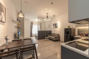 Stylist Studio Sunrise city view 5