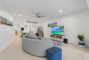 Azul at Island Views—Bask in Beachfront Living