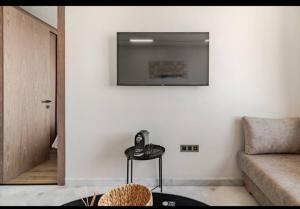 Luxury Studio Balcony Free Parking Near CFC Anfa Park