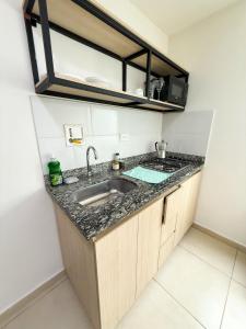 Económico apartamento en laureles wifi-Netflix