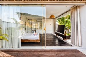 Salty Villa