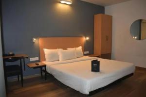 FabHotel Prime Plaza Inn