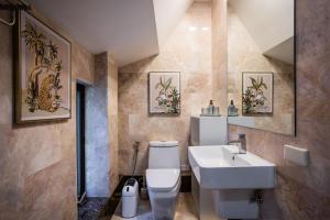 4BR pool Villa NaiHarn