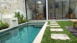 Modern 1BR Pool Villa-Walk to Beach-Central Legian