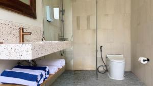 Modern 1BR Pool Villa-Walk to Beach-Central Legian