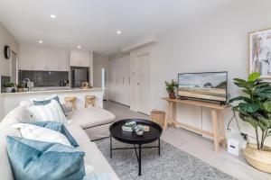 Quiet and Modern Stay near Hospital with Free Parking
