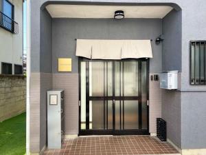Hidden in Ozone-Nagoya 名古屋 戸建貸切り宿 8名定員P1台 ベッド7台寝室3部屋 アジア競技大会会場 IGアリーナ ドーム至近