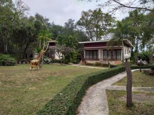 Raisubsomboon Resort