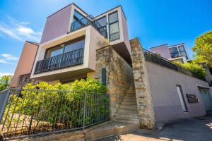 Azure Adriatic Residence Koper - Happy Rentals